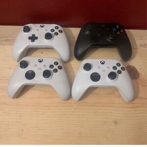 I am selling my xbox controllers